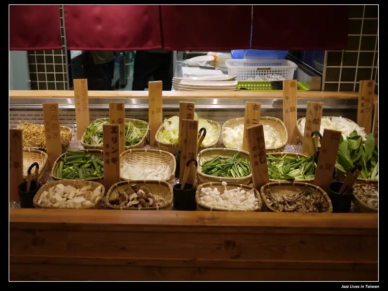 [しゃぶしゃぶ温野菜] 正宗日本連鎖涮涮鍋引進台灣, 標榜有黑毛和牛吃到飽唷~