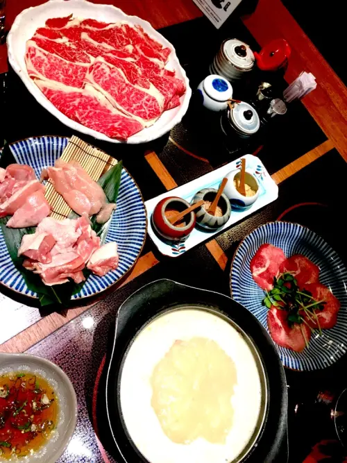 [南港] 乾杯系列 黑毛屋火鍋