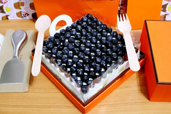 【羽諾宅配美食試吃】CHEESE CAKE 1 ●奢侈●藍莓乳酪蛋糕●滿滿新鮮藍莓頂級乳酪蛋糕              