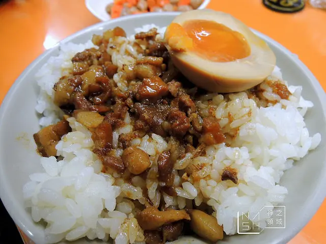 [捷運科技大樓美食] Nash 吃 溫國智私藏古早味 大安區平價果腹餐