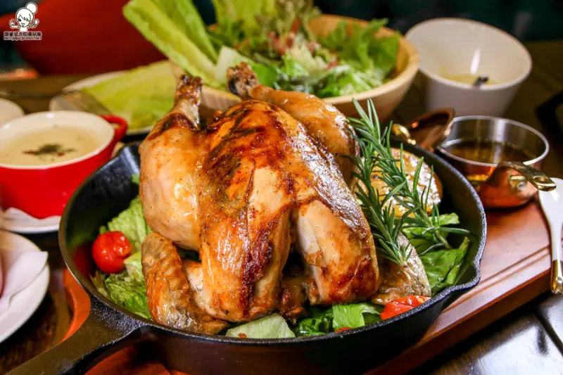 物超所值的澎派全雞耶誕套餐就在奇可小廚，新鮮食材的美味料理 x 歡樂耶誕最推薦 - 跟著尼力吃喝玩樂＆親子生活