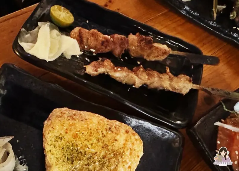 【板橋美食】隱居居酒屋，餐點口味不錯，店員滿熱情，會溫馨提醒