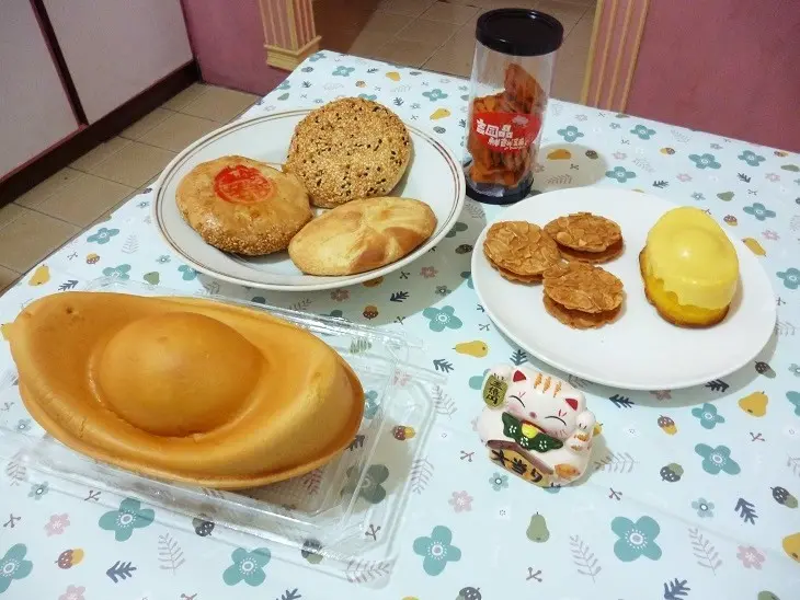 台中伴手禮推荐,招財金元寶與奶油酥餅-台中清水必買,台中美食團購,吉圓品伴手禮鮮餅舖好運來禮盒体驗心得
