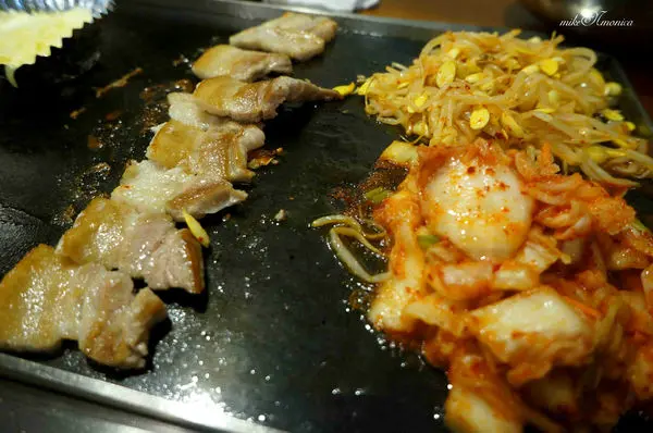 [食記]台北 VEGE TEJI YA生菜包肉 日韓混搭的東區燒肉 吃雪冰不用去韓國啦 生菜無限提供揪甘心