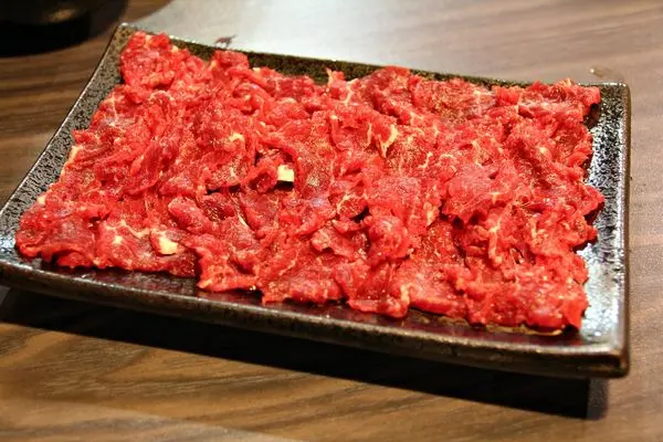 【牛嫂台南溫體牛肉火鍋】PK牛老大