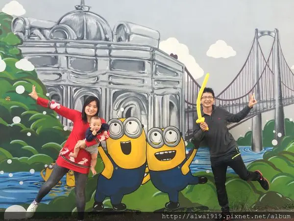 【親子無料景點】桃園大溪新亮點《小小兵彩繪牆》怎麼拍都好看啊！