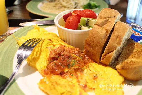 【永和美食】西雅圖咖啡(頂溪店)~美式早午餐~悠閒看書.上網好場所