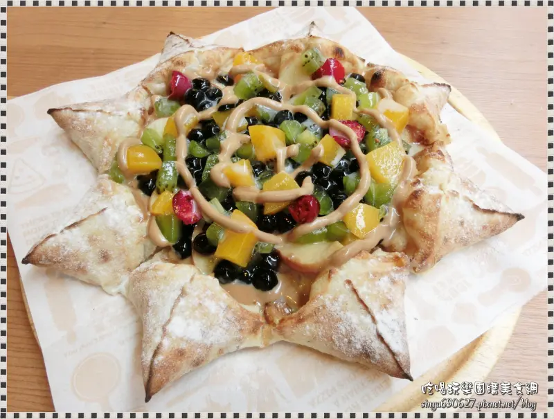《美食推薦》「TINOS PIZZA CAFE 堤諾比薩 桃園中山店」讓人為之驚豔的創意比薩嘗鮮體驗分享