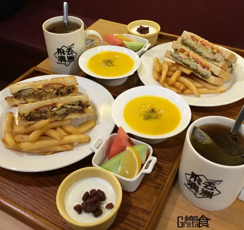 【食記∥板橋】飛去澳洲 Brekkie 捷運新埔站_不用花機票錢在台灣也可以吃到澳式風情的早午餐_個州餐點一應俱全