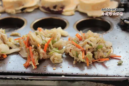 【北斗美食】可遇不可求，爆炸的(爆滿) 大菜市場紅豆餅，隱藏美食。