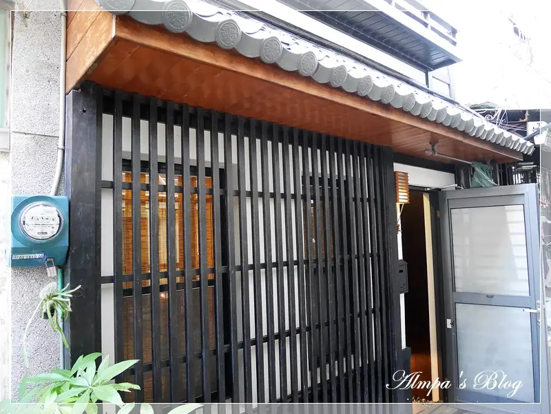 拐進小巷 走進京都的記憶裡．我在台南 久都。和宅 著浴衣逛老街 