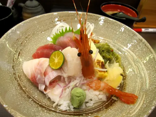 光復市場 日式生魚丼飯 - 築2和風料理              