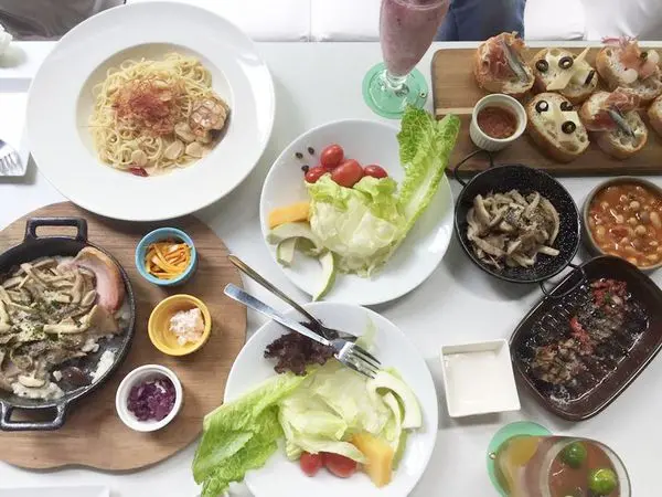 ＜口碑體驗＞【台中。食】蔬果研究室 // 適合帶追求養生的長輩來用餐