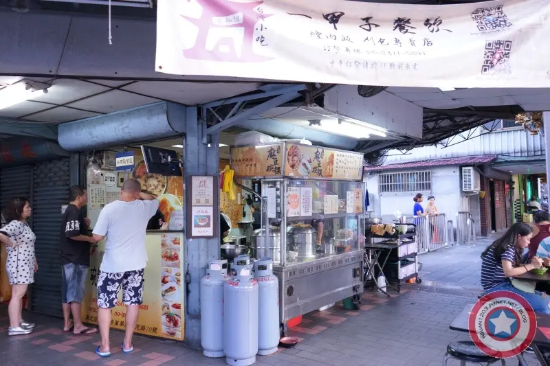 台北萬華。一甲子餐飲-祖師廟焢肉飯、刈包