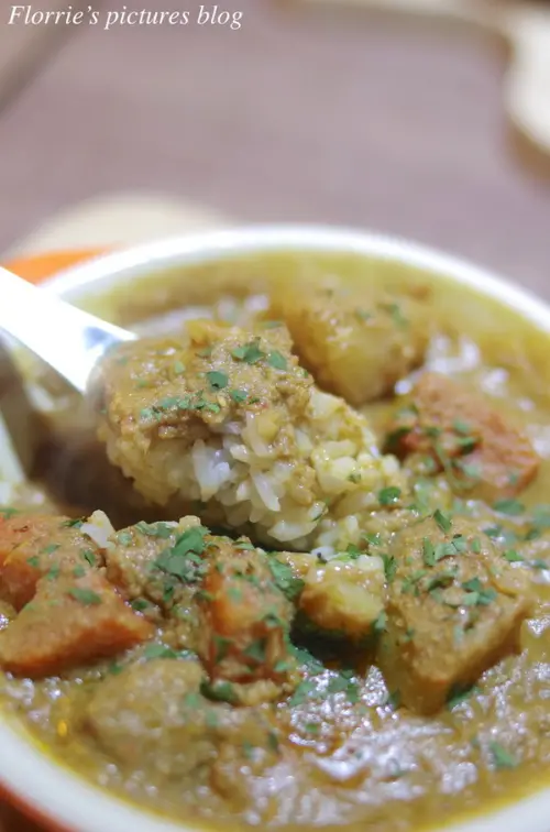 台北大安區美食(國父紀念館捷運站)~門司燒咖哩(門司燒きカレー)~咖哩好吃 又能用販賣機點餐，超特別的店家！        
      