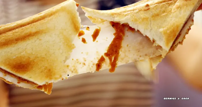  (東區美食)扶旺號鐵板土司捷運復興站 絕對沒吃過的菜脯蛋魚土司 找蒼蠅頭土司和燒燒的麻吉土司
