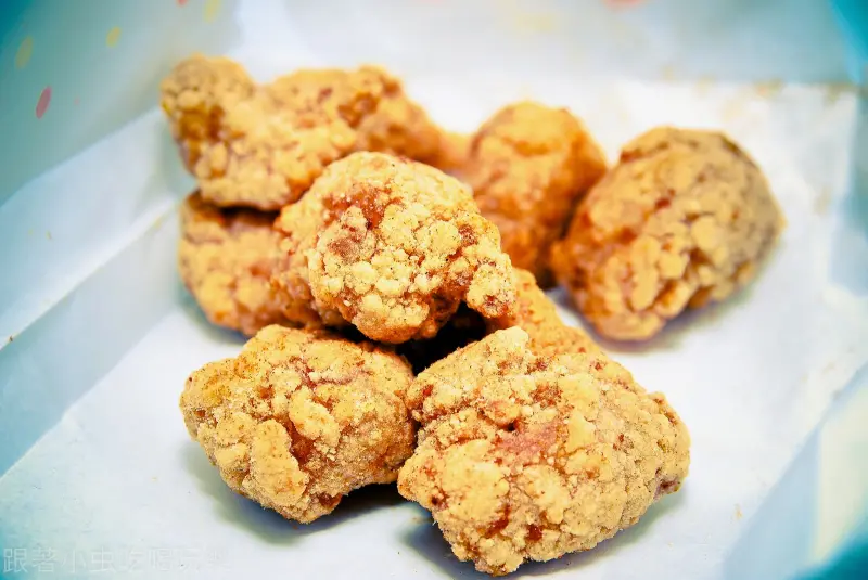 現炸無骨排骨酥