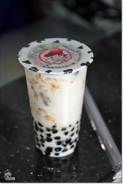 『台南安平區』喝了會上癮的黑糖鮮乳波霸與傳統古早味意麵-郭姐茶坊（已遷到台中）與汕頭意麵