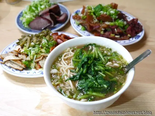 [碎念食記] 台北中山－中原街廖家牛肉麵~見識老廖的口水威力