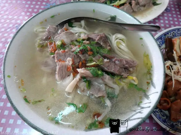 【苗栗。頭屋】阿玉麵館。豬頭肉麵。飄香30年的好滋味