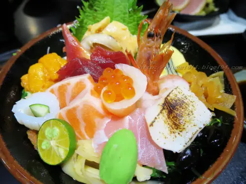 平價也能享受美味丼飯!!       ..八坂丼屋              