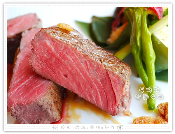 [台南食記] 契合餐酒館~安格斯沙朗牛排&油封脆皮雞腿‧桌邊倒湯服務！手工夢幻甜點！超值商業午餐320元！