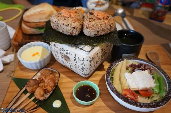 【食記】台南安平_樂禾田@愛上了那種純粹的日朝食 迷上了那種厚實的日午茶