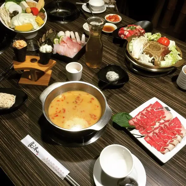 ＜口碑體驗＞【台中。食】良沐鍋物//環境日式用餐舒適會想再去幾次