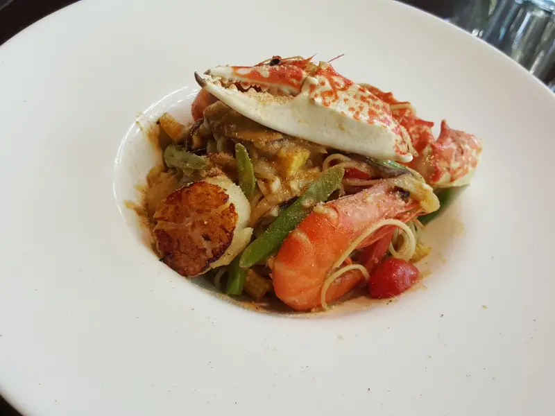 【食-新竹竹北】畫盒子藝術餐廳★鹹蛋超人對打蝦兵蟹將天使細麵☆戶外兒童玩沙區★可愛動物區