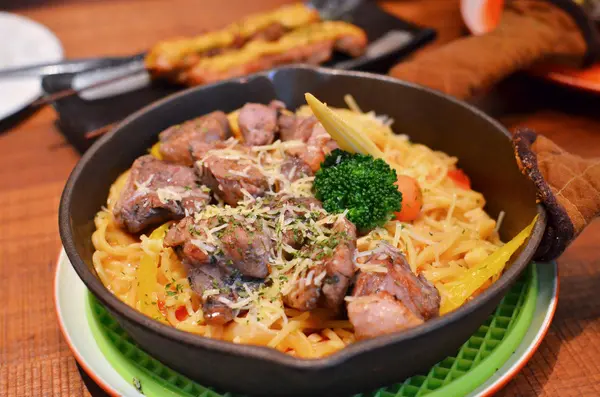 『台北||內湖』義式樸實美味，下班充電好去處-綠薄荷 GMINTS