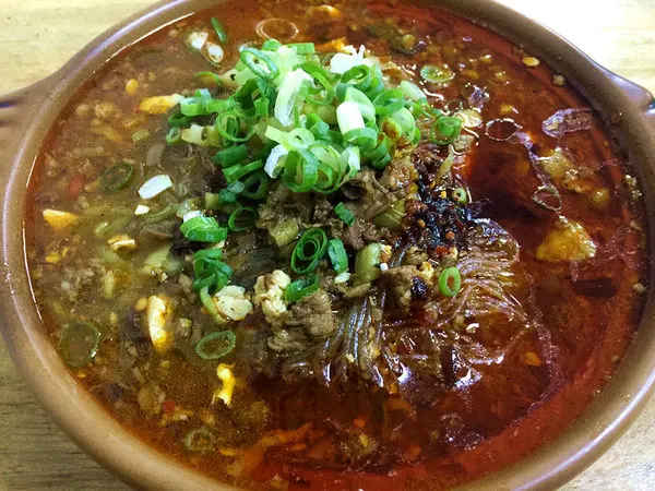 【桃園 桃園區】簡師傅麻辣臭豆腐-好吃到上癮