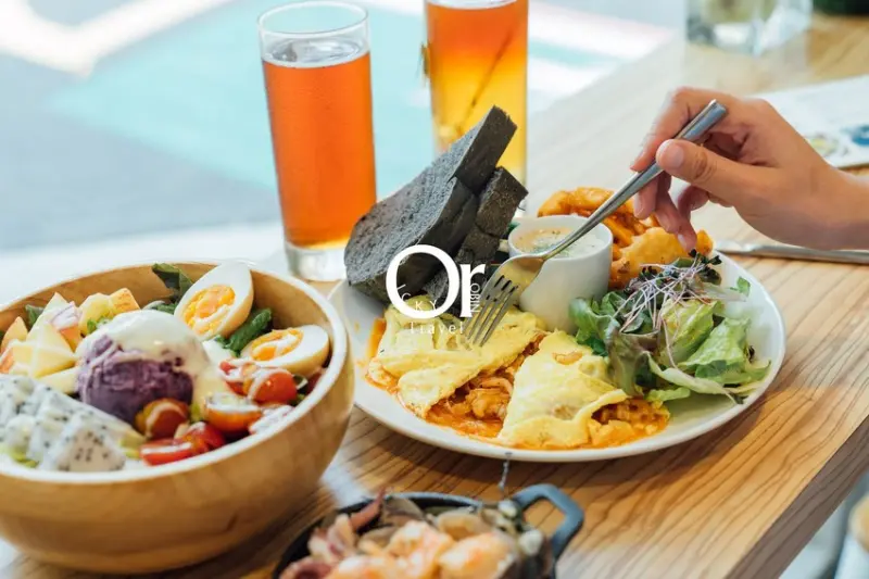 忠孝復興美食｜人氣義大利麵餐廳「樂 野食」豐盛早午餐、妖怪漢堡、韓式豬肉泡菜粉絲歐姆蛋必點！ - 歐奇羅賓的攝影漫步