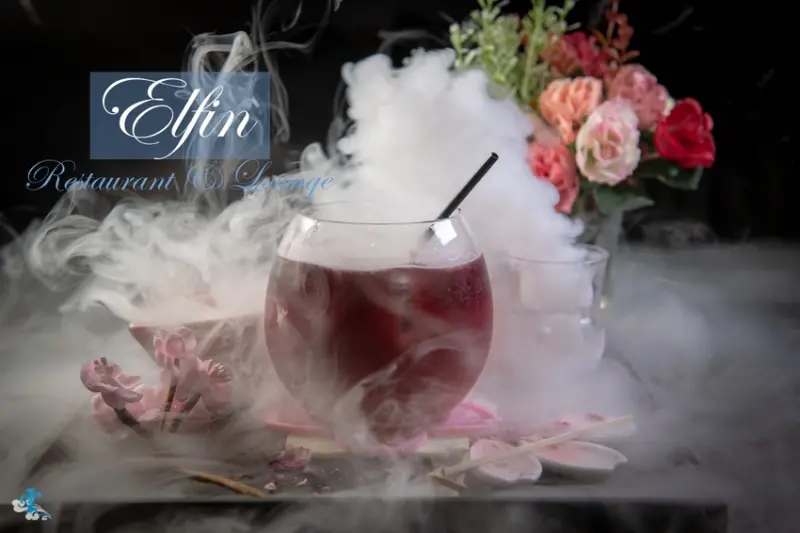 台北東區餐酒館》Elfin Restaurant & Lounge - 精靈魔幻調酒 好友小酌相聚 情人甜蜜浪漫時光 - 時空幻境 凌雲江海清