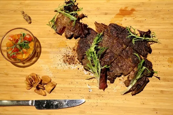 【羽諾食記】Elfin Restaurant & Lounge 餐酒館 美食&美酒交織的美味饗宴●捷運忠孝復興站美食●東區必吃美食              