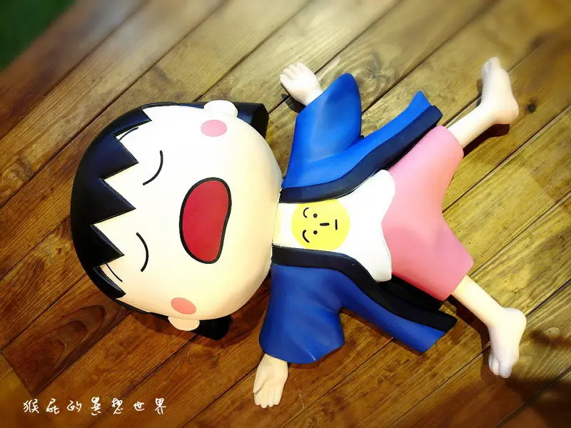 【台北華山展覽】櫻桃小丸子學園祭-25週年特展！陪伴大家童年時光的經典卡通櫻桃小丸子！經典場景重現眼前超懷念！