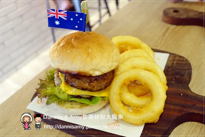 ♥新竹竹北異國料理餐廳♥▋0870 Australian Kitchen澳洲廚房 澳洲餐點招牌菜 英式司康 手作漢堡 香蕉蛋糕 澳洲咖啡 ▋喜來登飯店附近外國人的最愛~
