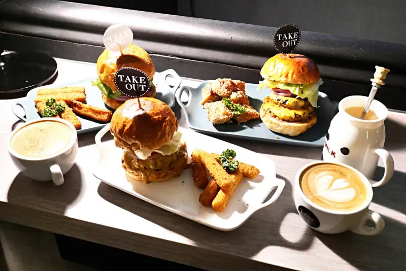 [台北中正]台北捷運忠孝新生站貓咪餐廳Take Out手工漢堡肉排手打新鮮多汁