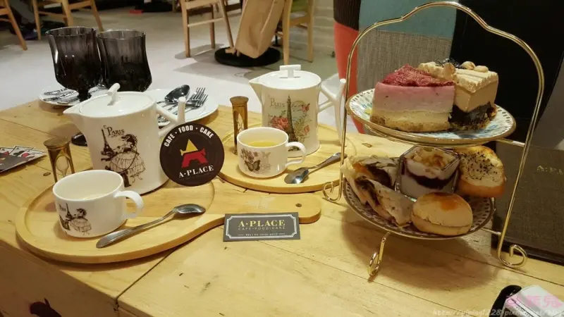 台北寵物友善咖啡廳→A‧Place CAFE與毛小孩一起渡過貴婦般精緻下午時光！