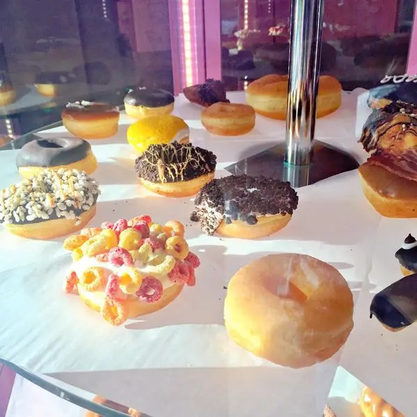 【男子吃吧】台北松菸。Voodoo Doughnut。來自美國波特蘭創意嬉皮巫毒甜甜圈品牌。