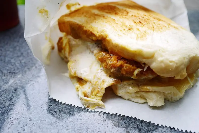 【新北】板橋 小晴空‧立吞三明治 江子翠日式鳥居稻荷神社‧日式三明治‧甘口咖哩雞♥♥♥