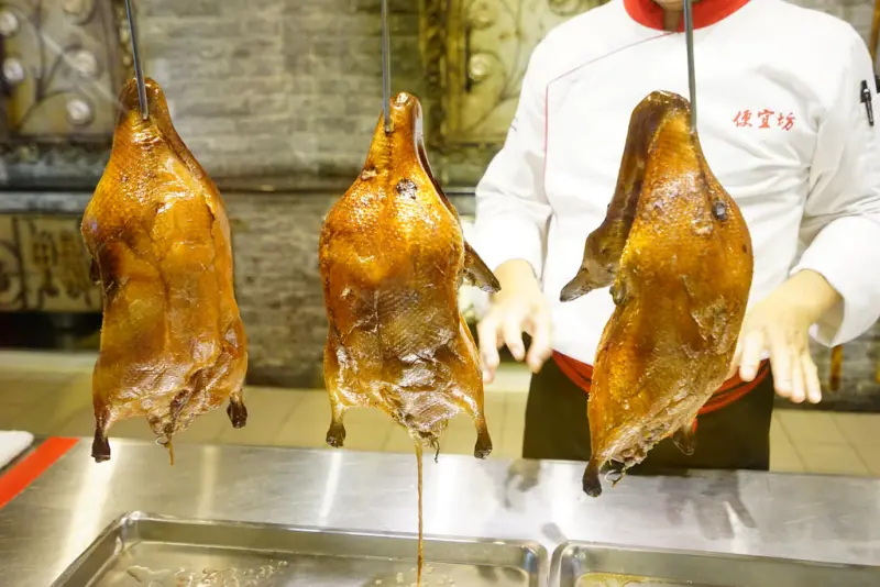 便宜坊烤鴨-高雄河邊餐飲集團-徒有虛名