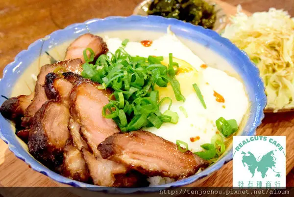 花花，甲飽沒【台北食記】特有種商行 導演魏德聖開的電影咖啡館 私房料理有趣又好吃！不限時餐廳推薦