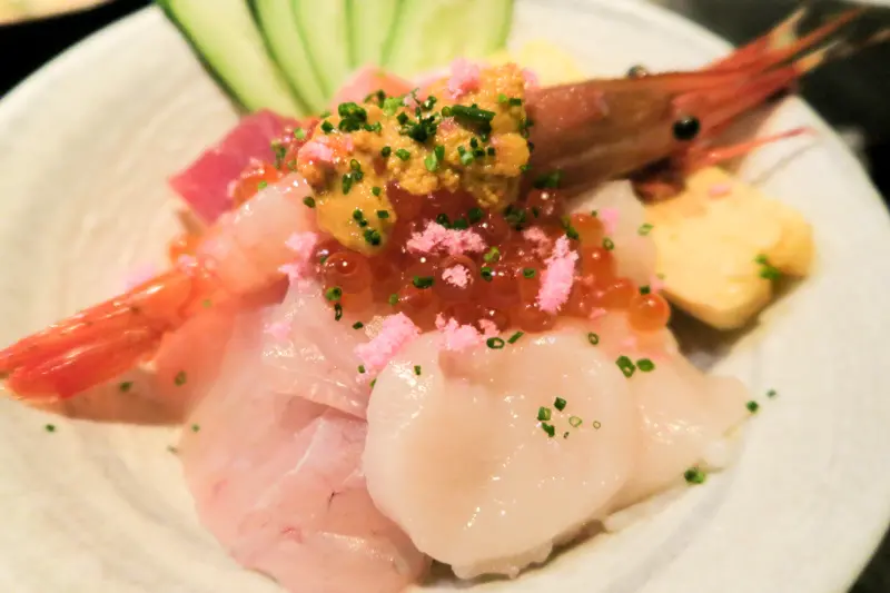 <台北。中山>錵鑶日式料理伊通店-巷弄氣氛日式料理店-氣氛高級平價消費-有無菜單料理喔