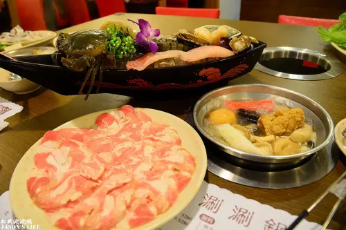 【宜蘭│美食】宜蘭市平價涮涮鍋，海鮮每天親自挑選直送，絕對新鮮。松鶴涮涮鍋SHABU SHABU