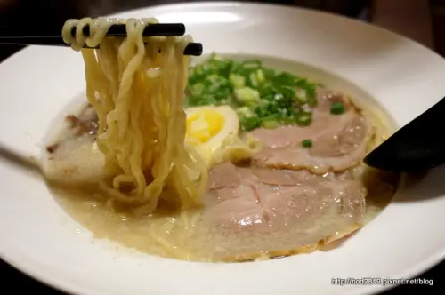 【台中東海】一嵐拉麵－搬家後味道份量升級，價格也升級，但值得！