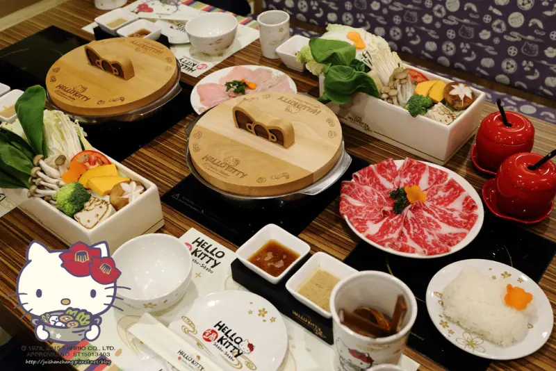 【食║台北】HELLO KITTY Shabu-Shabu 凱蒂貓主題日式涮涮鍋〜全球第一間！可愛指數破表！（7/7開始試營運囉！）