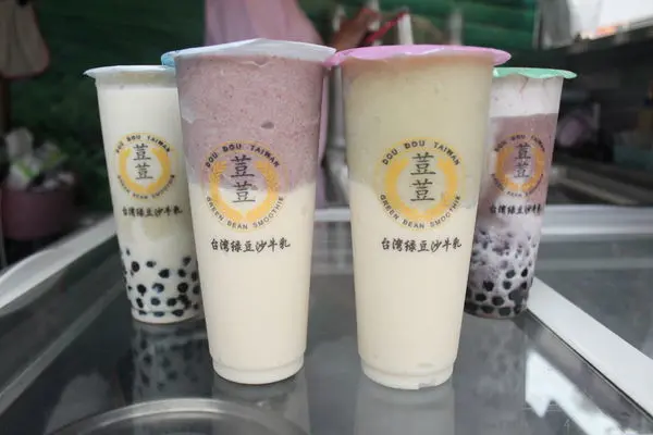台中美食｜荳荳冰工廠-台中東海綿密綠豆沙，獨家豆漿奶冰沙超吸睛
