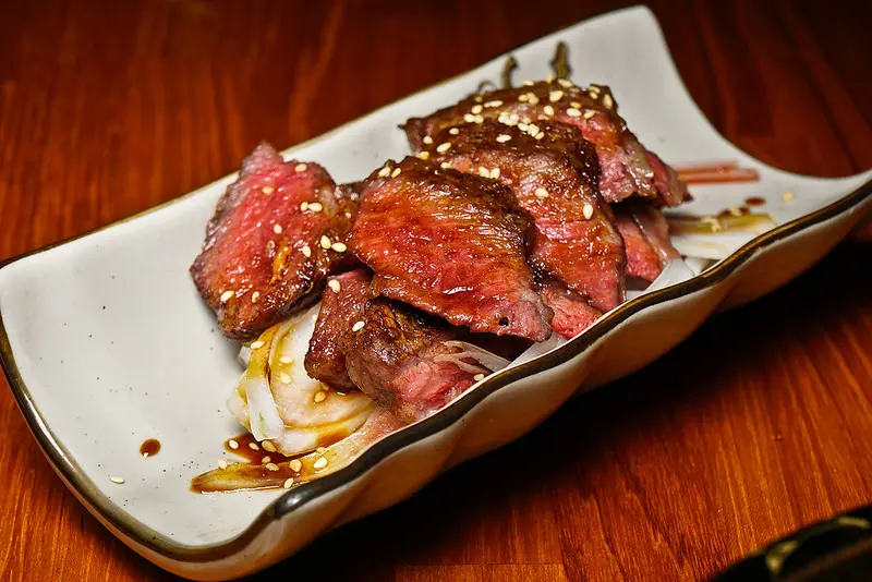 板橋 南雅夜市旁的小確幸串燒居酒屋, 在壓抑自我的一天辛苦工作後,犒賞自己的小小確幸