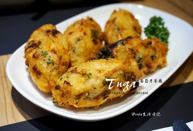 [東區餐酒館] TUGA 葡萄牙餐廳：正統葡萄牙菜．魚球血腸雞肝好特別~