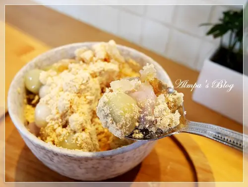 吃不到？那就翻桌吧！台南東區日系質感小清新-冰ㄉ• かき氷 有剉冰有鍋燒還有人情味